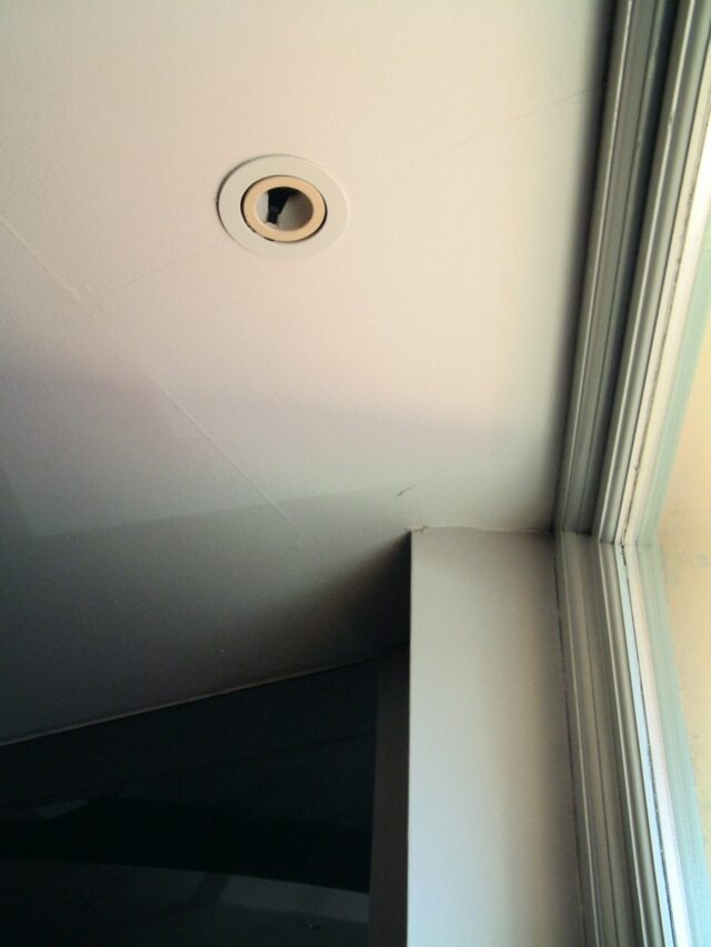 empty downlighter socket