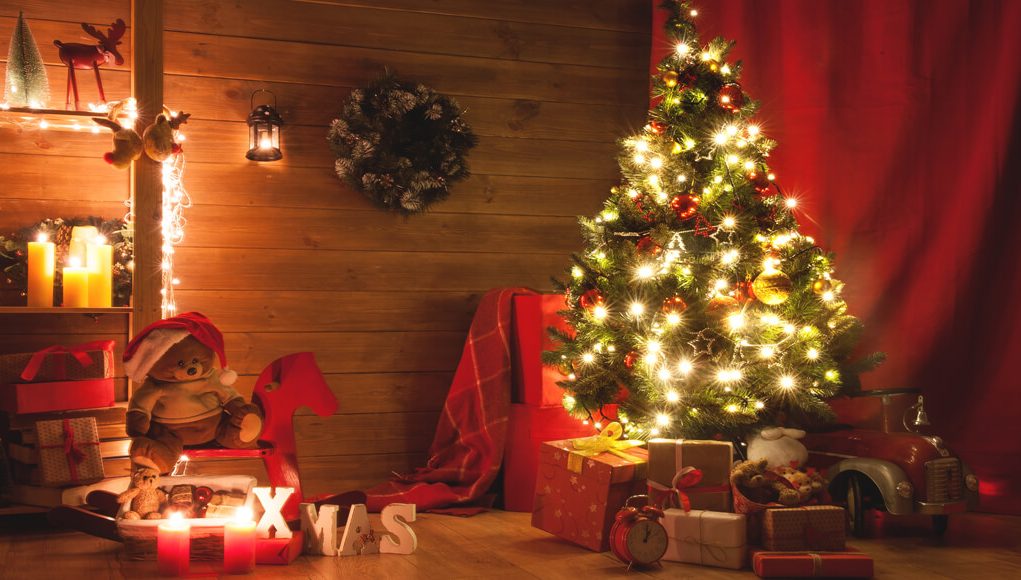 Christmas tree with Christmas lights