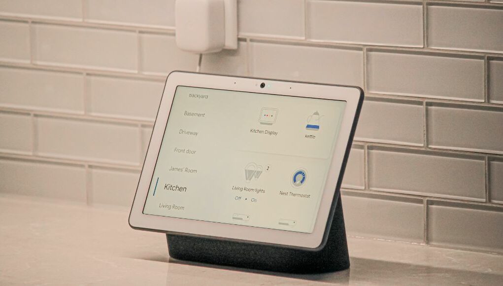 Creating the Perfect Mood with Smart Modern Lighting Technology