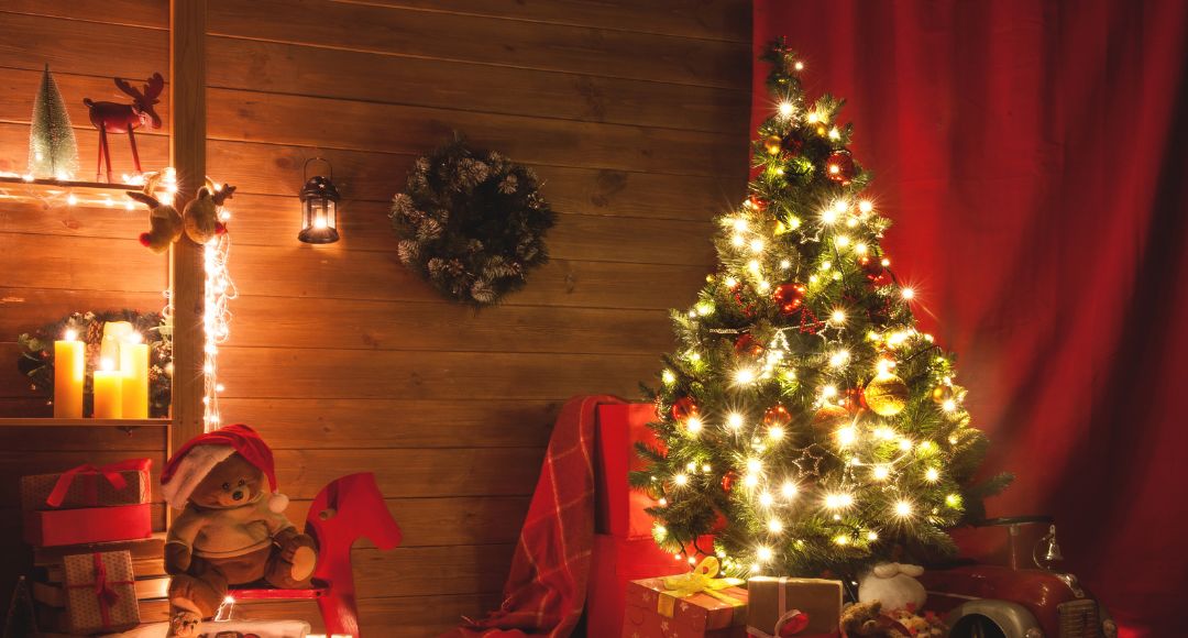 Christmas Lighting Ideas for UK Homes