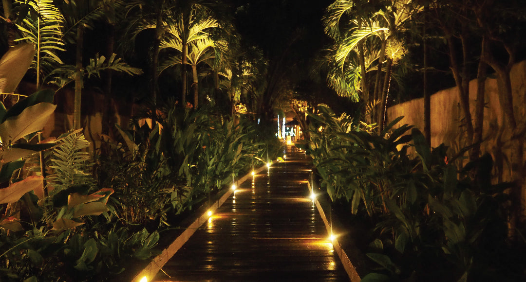 How To Use Lighting To Set a Mood In Your Garden