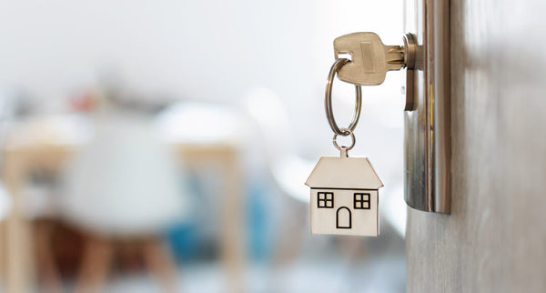5 Renter Friendly Lighting Upgrades You Can Try!