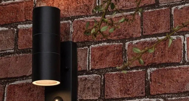 IP44 PIR Up/Down Outdoor Wall Light In Black