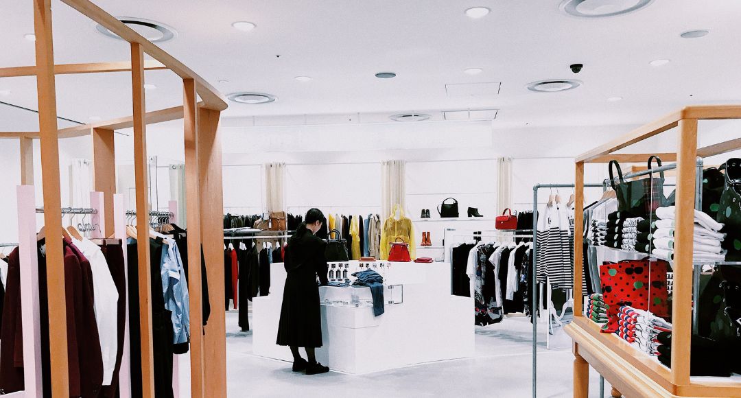 LED Downlights for Your Business: How to Choose the Best Lighting Solution
