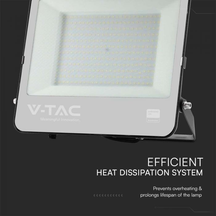 100w LED flood light with brightness detials
