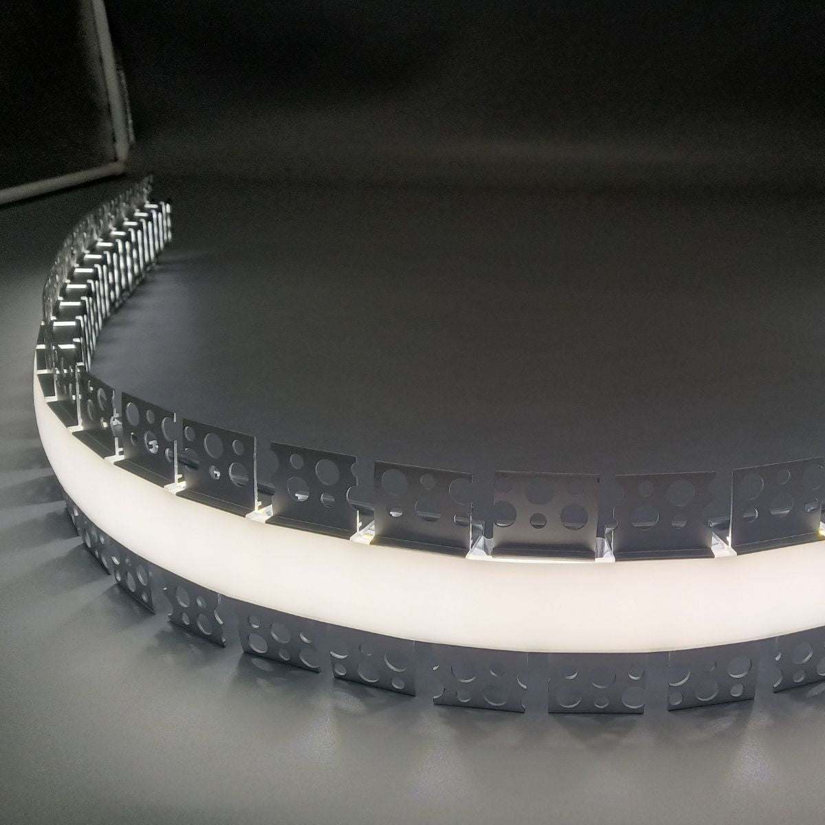 2-Metre Bendable Plaster In LED Profile | Simple Lighting