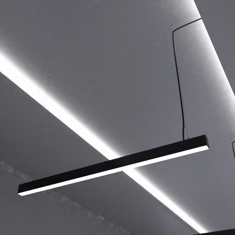 Suspended 5FT (150cm) LED Linear Light with a Black Finish in cool white light